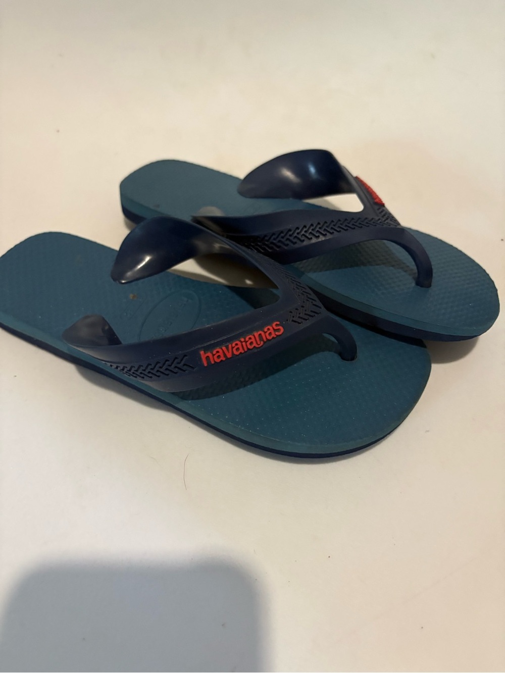 Havaianas kids flip flop blue red size 31/32 13US sandals